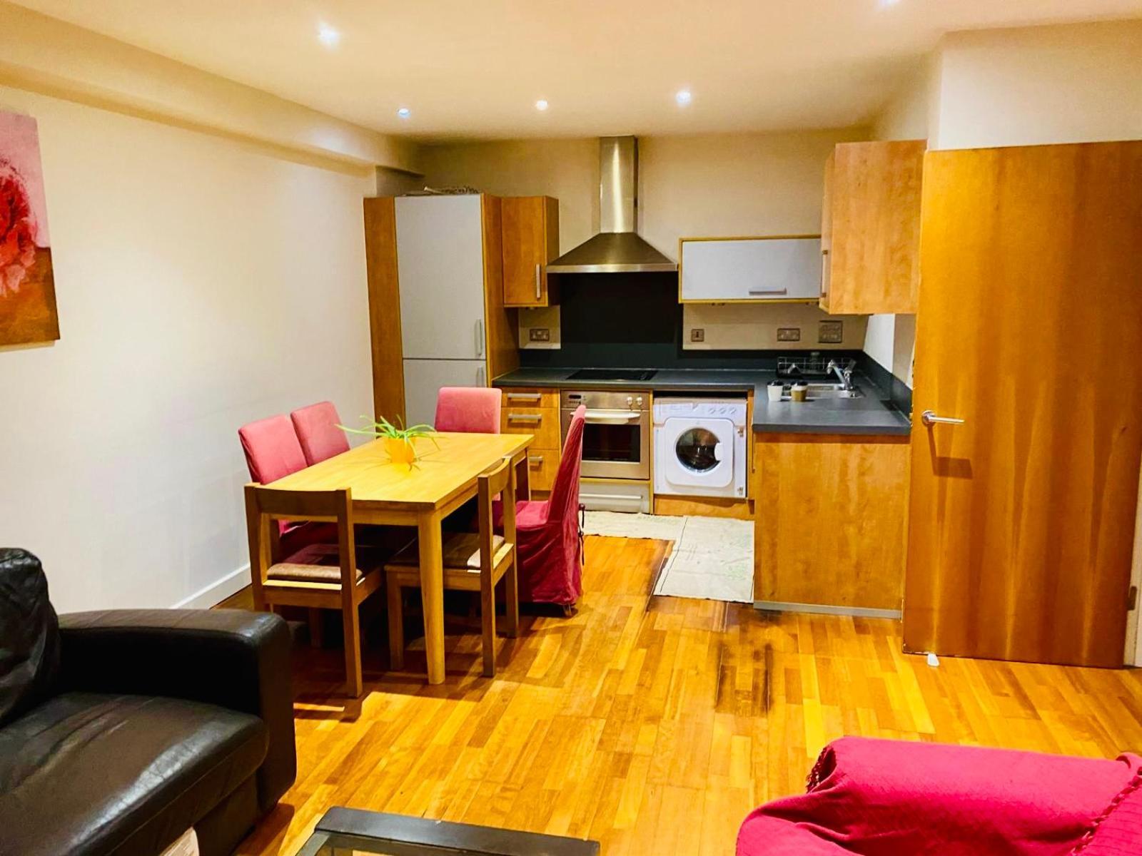 Apartment Luxury City Centre Flat With Free Parking Birmingham